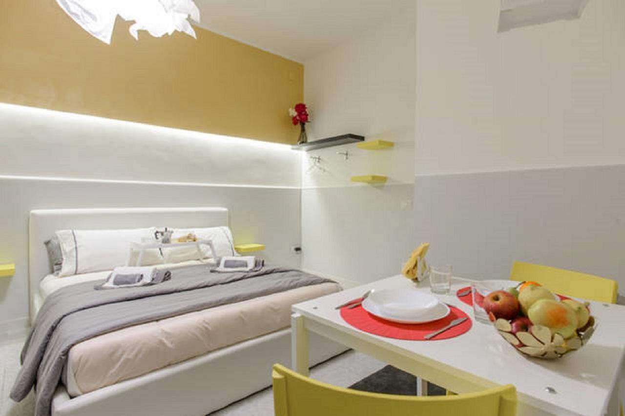 Le Zite Suite Napoli Exterior foto